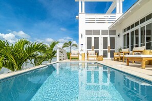 Pool - Sunset Serenity & Mistico Beach Club +Boat Shuttle (San Pedro)