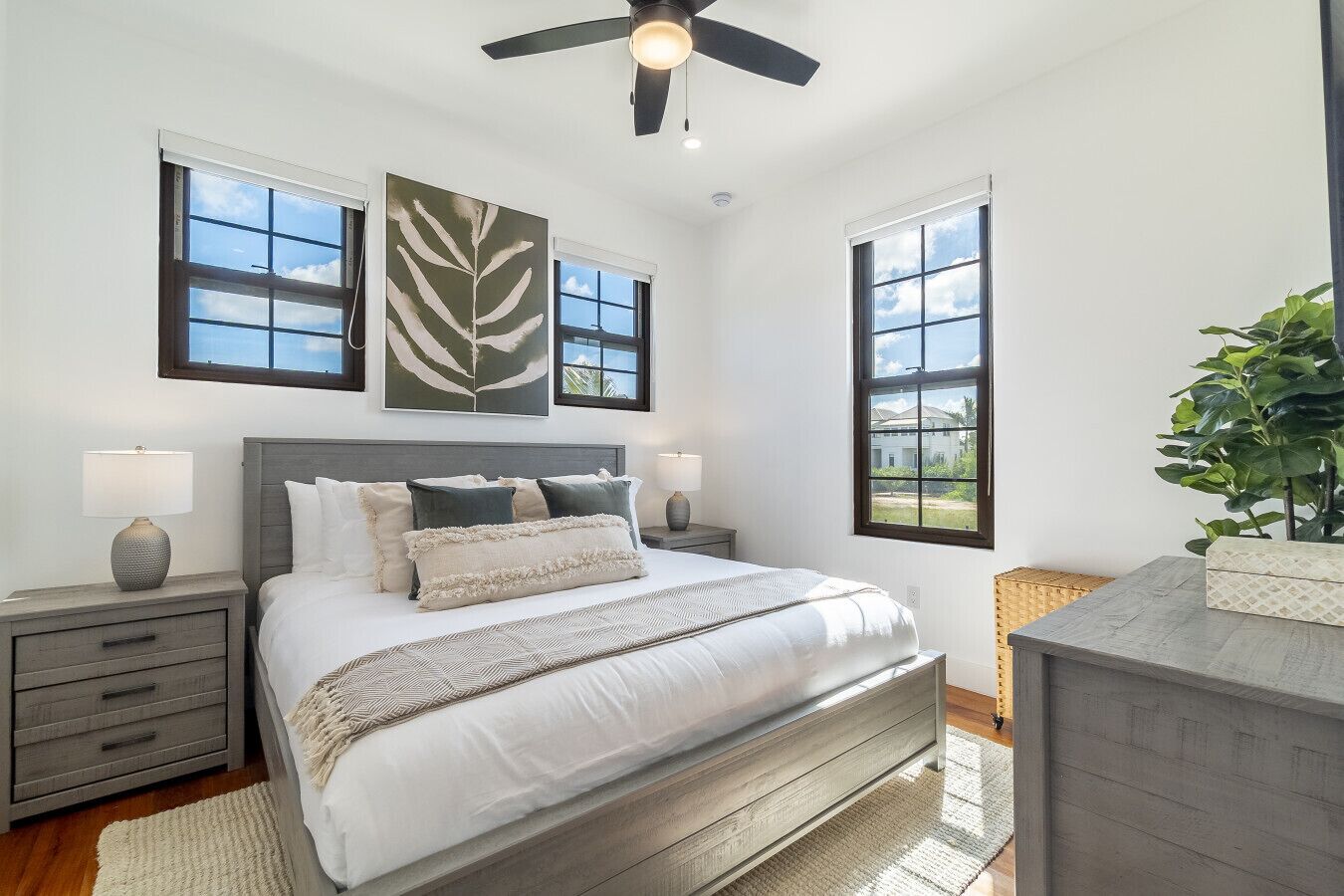 Schreibtisch, Bügeleisen/Bügelbrett, WLAN, Bettwäsche