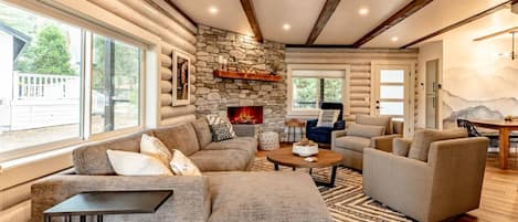 TV, fireplace