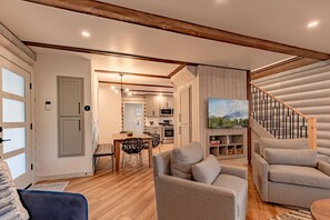 TV, fireplace - Golf Course Escape~Hot Tub~Games~Mins to Bear Mtn (Big Bear Lake)