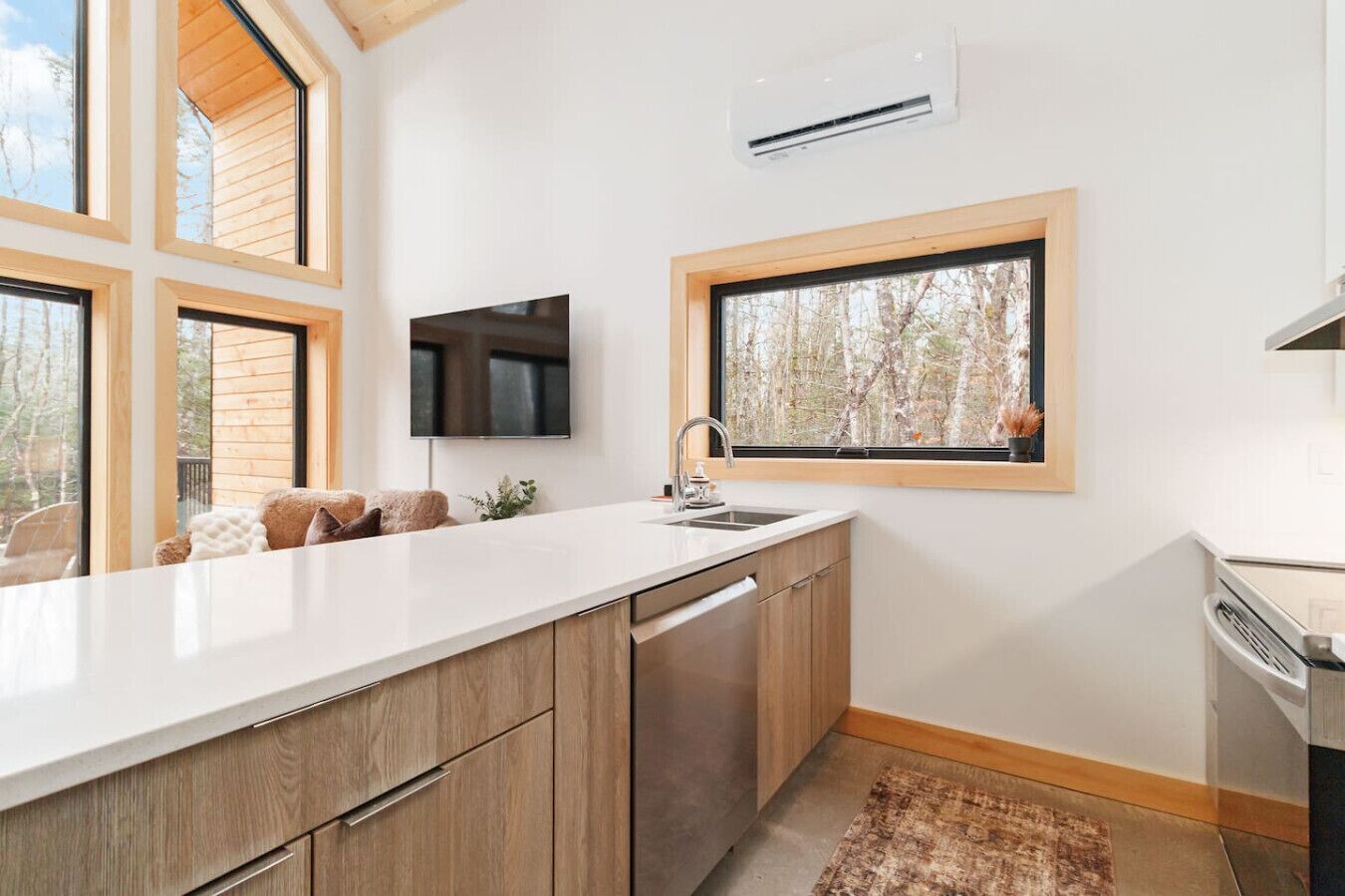 冰箱、微波炉、烤箱、炉灶