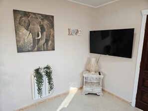 Interior - Holiday Home 'With Terrace' with Wi-Fi (La Sabinita)