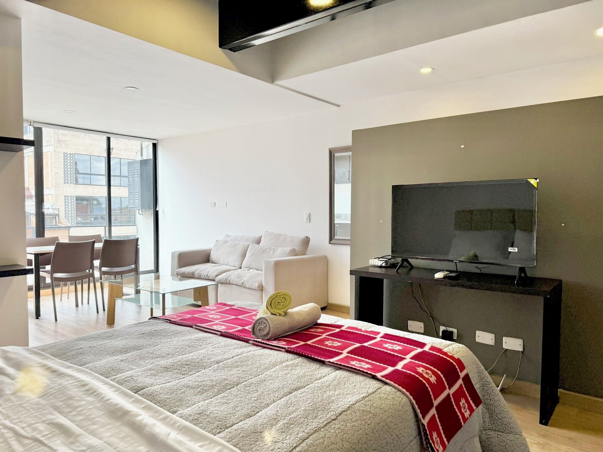 Standard Apartment, Non Smoking | Laptop workspace, free WiFi