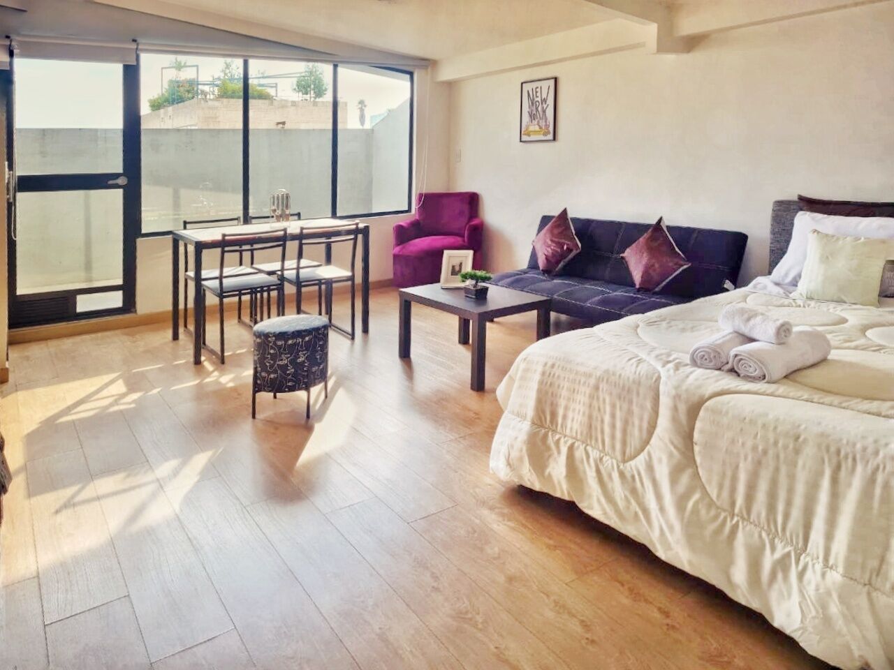 Espace de travail pour ordinateur portable, Wi-Fi gratuit