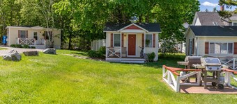 Gallagher`s Travels Cabin 2 Two Bedroom King/Queen