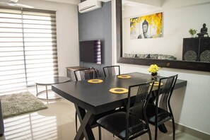 Dining - H2o Residences Colombo (Colombo)