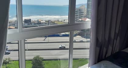 Apartment Sea View 500 m From the Beach Roo0401