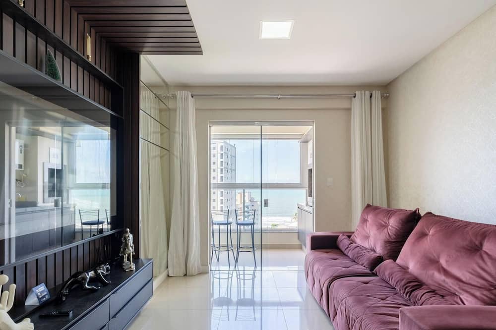 Apartment Sea View 500 m From the Beach Roo0401