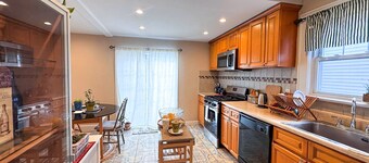 Fully Equipped w/ Parking • Near FIFA, NYC & Newark Airport