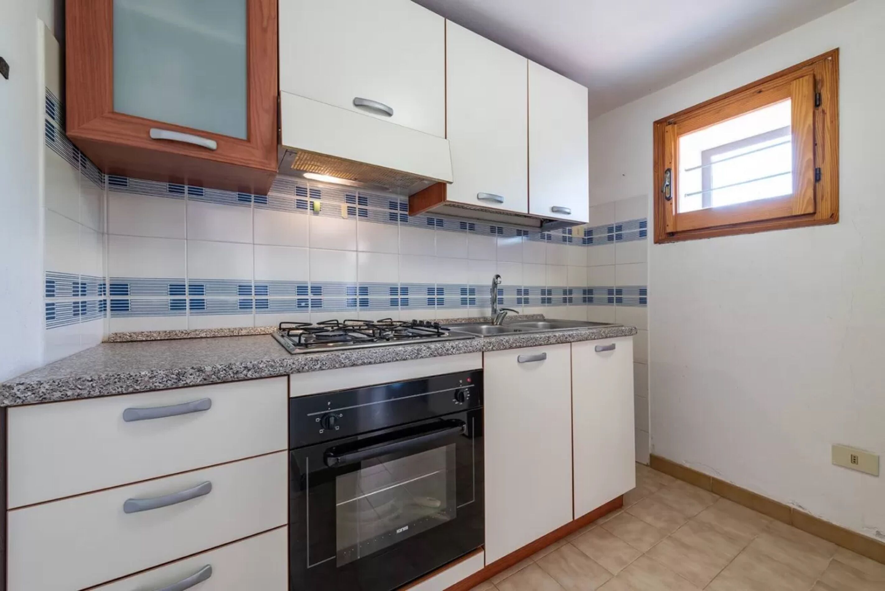 Apartment, 2 Bedrooms, Patio, Garden View | Interior