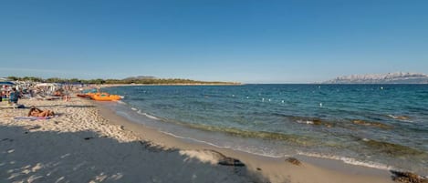 Huoneisto, 2 makuuhuonetta, patio, näköala puutarhaan | Ulkopuoli