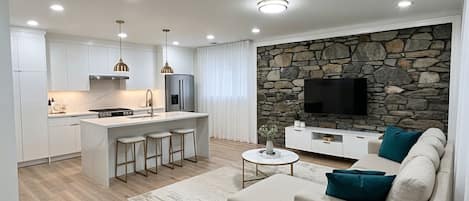 Luxury Apartment | Living area