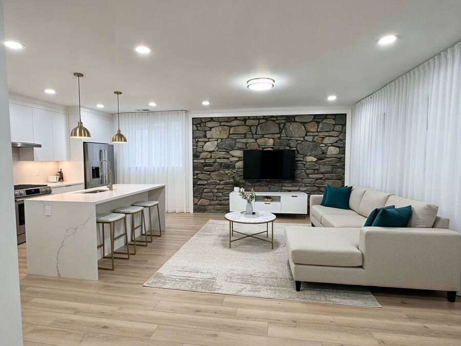 Luxury Apartment | Living area