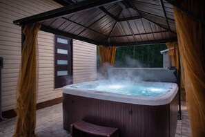 Bañera de hidromasaje exterior