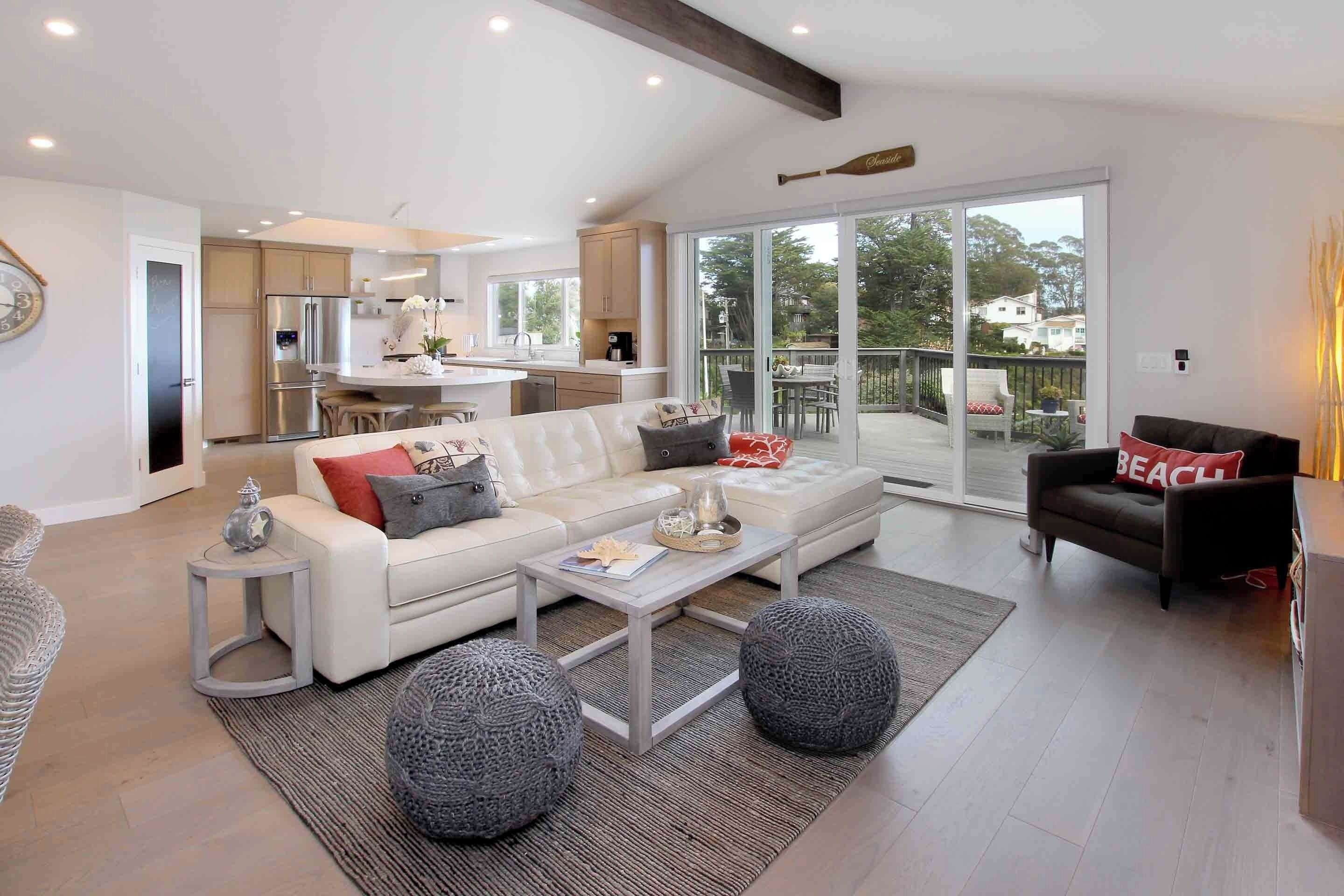 TV, peis og kontorer