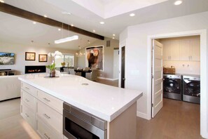 Interior - Sunny Cove Beachfront Beauty! (Pleasure Point)