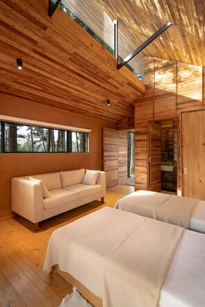 Deluxe Double Room, Mountainside | Free WiFi - Kaya Retreat (Diyatalawa)