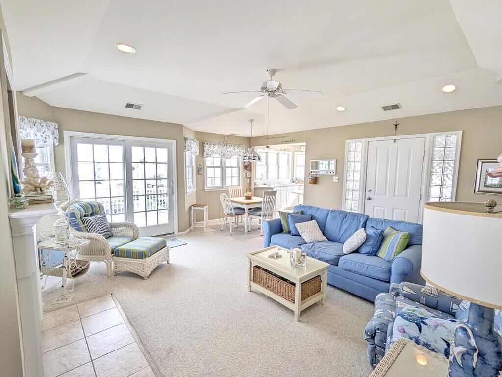 Televisión y reproductor de DVD 