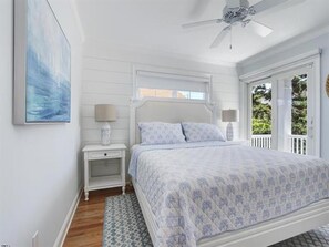 5 bedrooms, Internet - Chic Shore Retreat Close to Beach (Ocean City)