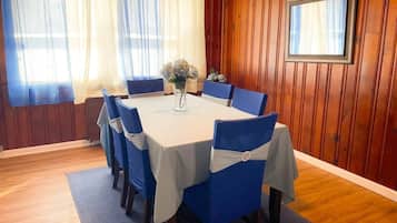 Dineren