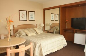 Suite, vistas a la ciudad | Wifi gratis