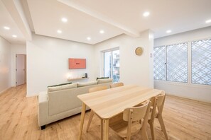 Interior - GuestReady - Modern Comfort in Almada (Almada)