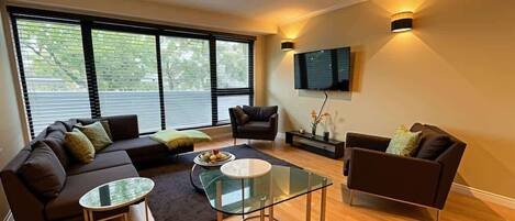 Smart TV, offices