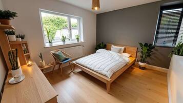 3 dormitorios, tabla de planchar con plancha, wifi gratis y ropa de cama