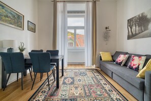 TV - Apartment Zamecký Vrch Getaway (Karlovy Vary)