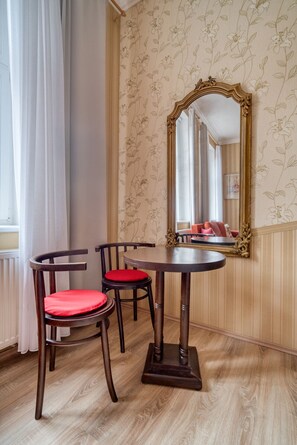 Dining - Apartment Zamecký Vrch Getaway (Karlovy Vary)