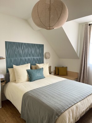 Blackout curtains, soundproofing, iron/ironing board, free WiFi - Maison Le Beaulieu (Vichy)