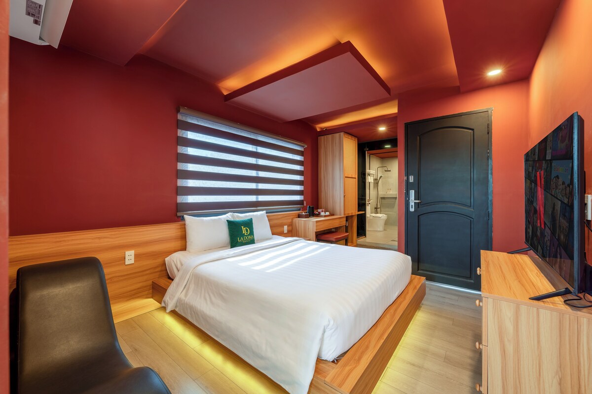 ห้องดีลักซ์, ระเบียง, ชั้นบน | โต๊ะทำงาน, ห้องเก็บเสียง, Wi-Fi ฟรี