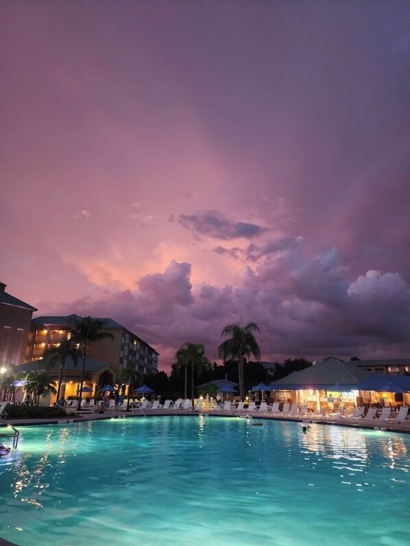 Piscina externa, piscina aquecida