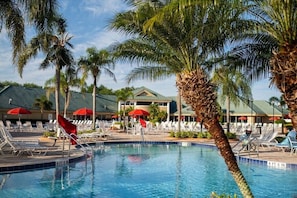 Piscina externa, piscina aquecida