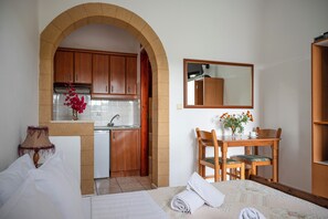 Standard Studio, Sea View | Free WiFi - Irene Studios Patmos (Skala)