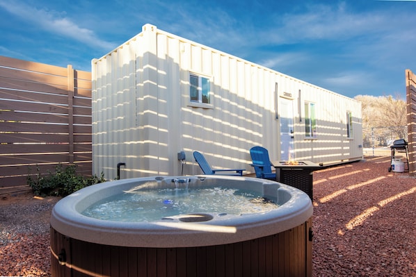 Terrace/patio - Bunkhouse at Copper Sky • Dog Friendly Creekside Hot Tub Stay (Cornville)