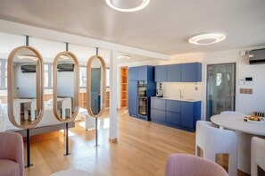 Free WiFi - Apeiron Blue Akrotiri (Santorini)