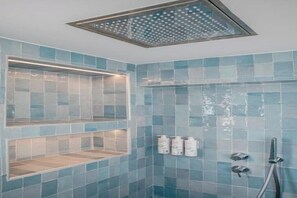 Free WiFi - Apeiron Blue Akrotiri (Santorini)