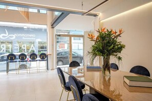 Free WiFi - Apeiron Blue Akrotiri (Santorini)