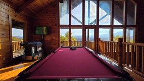 Games room - Spacious Cabin, Sleep 28, Hot Tub, Games, Shared Pool (Pigeon Forge)