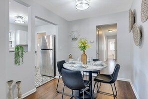 Dining - Spacious modern & central 3 bed/2 bath • Renovated • Garage • W/D • Pet-Friendly (Minneapolis)