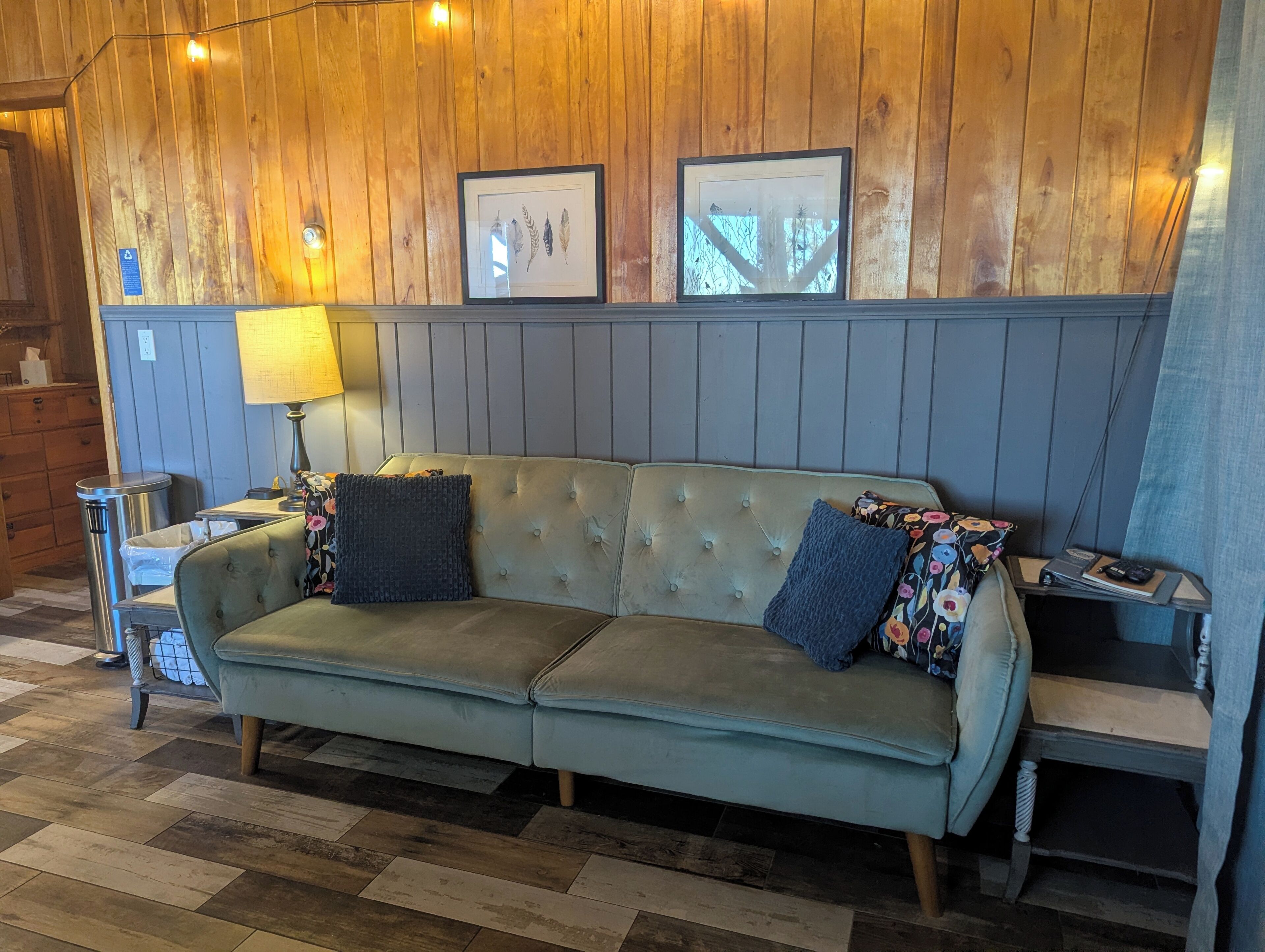 Standard Suite | Living area