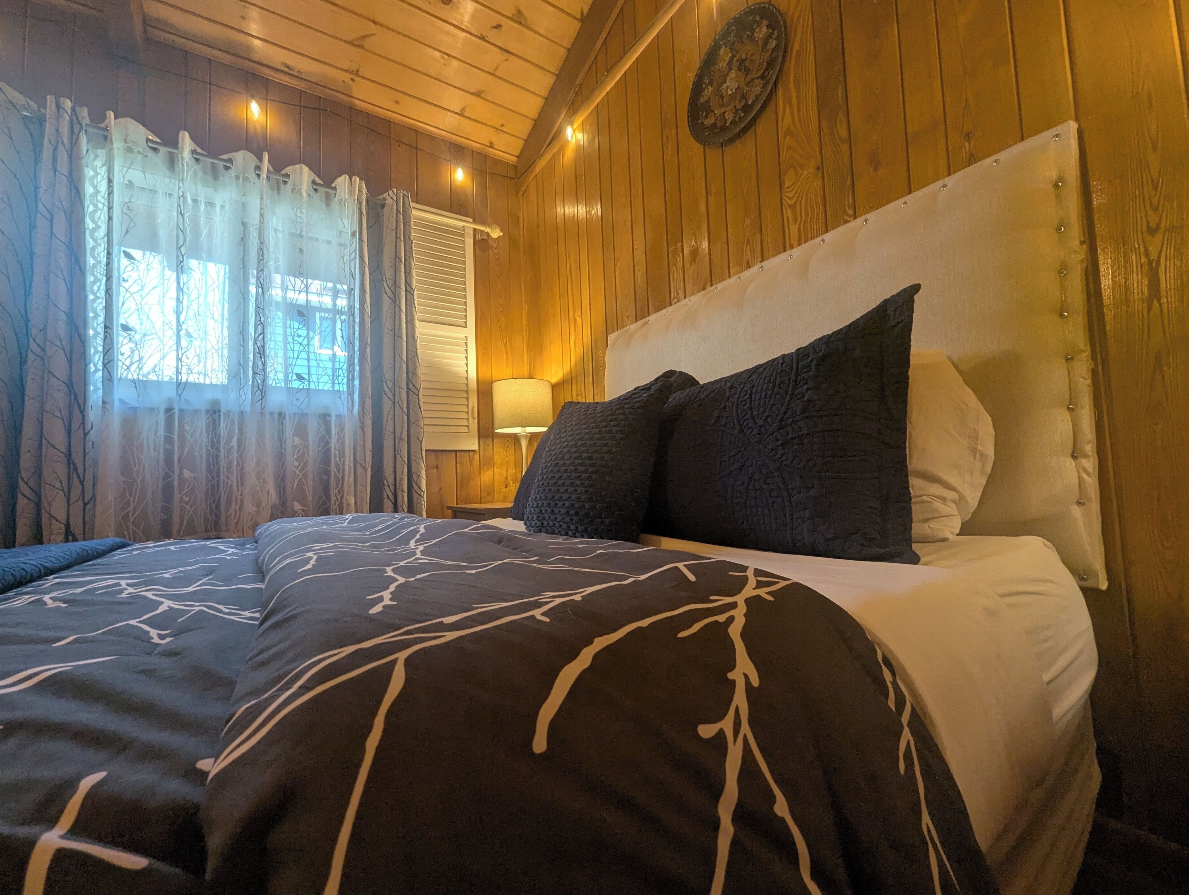 Standard Suite | Iron/ironing board, free WiFi