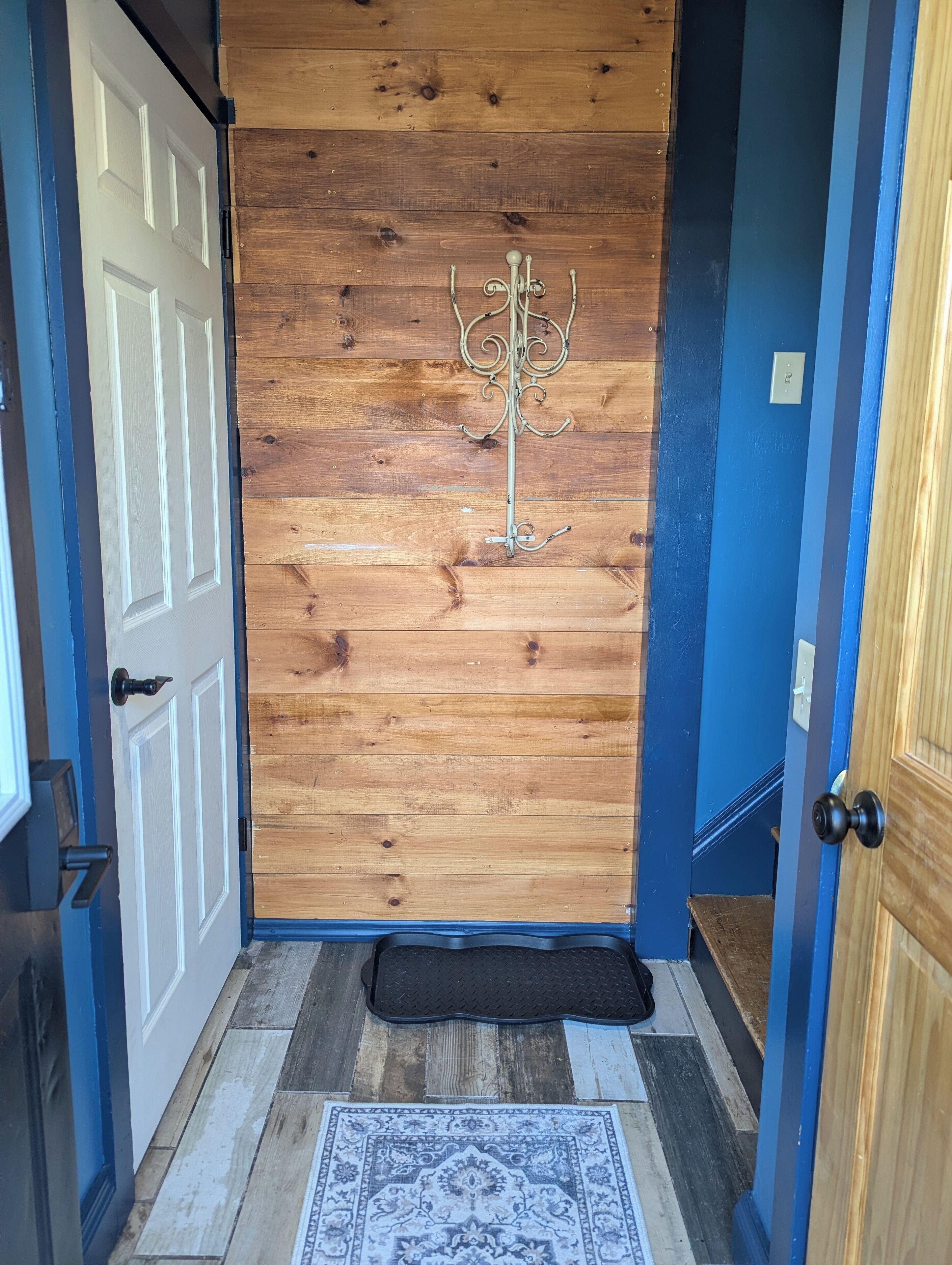 Basic Room, Lake View | Interior