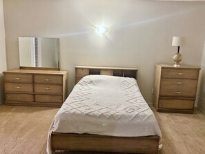 1 makuuhuone, silitysrauta/-lauta, Wi-Fi, vuodevaatteet