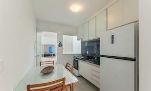 Private kitchen - Casa c\/ Piscina e 6 Quartos em Camaraçi PJE0001 (Camaçari)