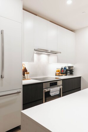 Revy Retreat (Unit 1405) | Private kitchen - Revy Retreat (Revelstoke)