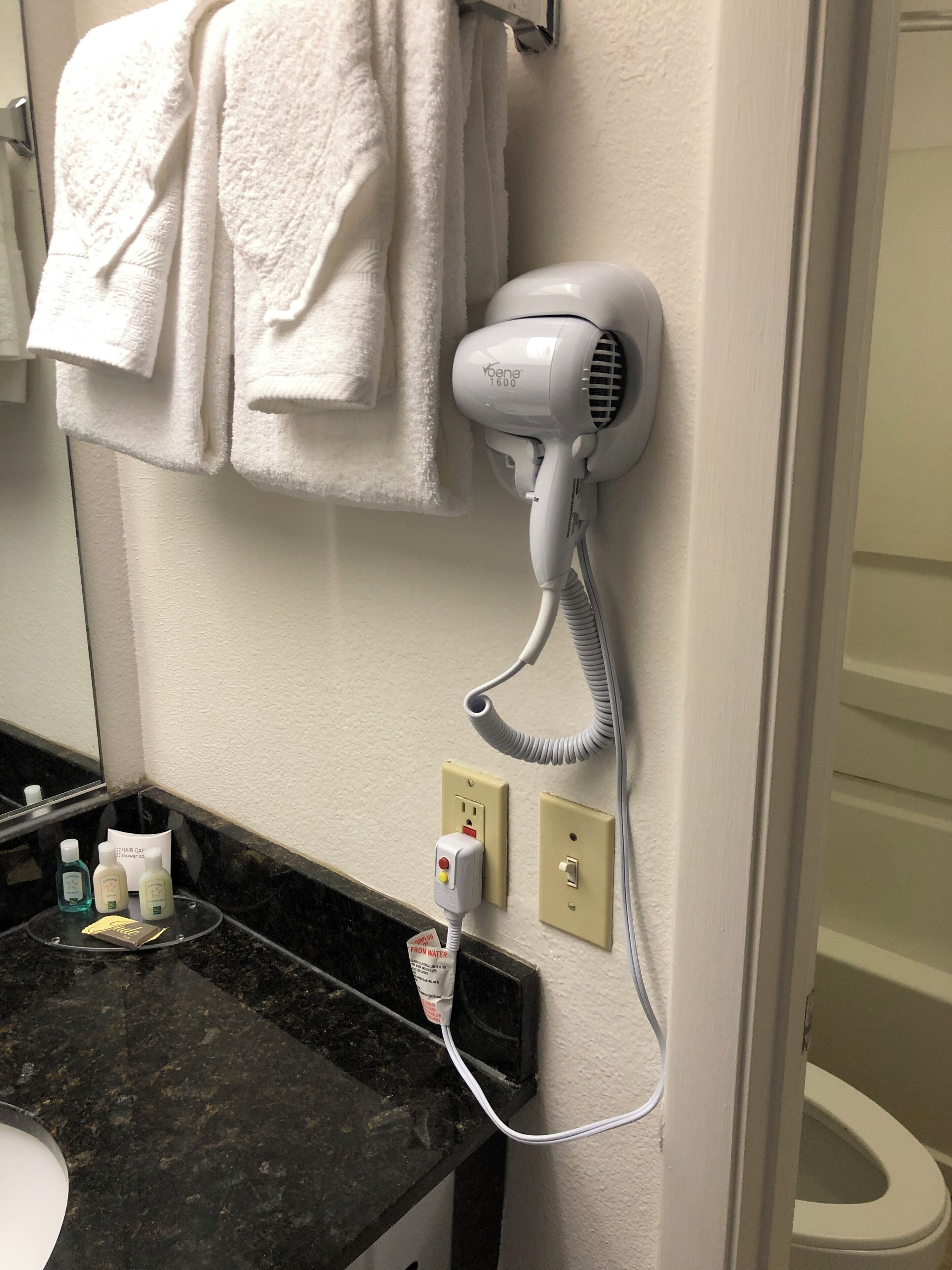 双人房, 2 张大床, 方便轮椅进入的淋浴, 无烟房 | 浴室