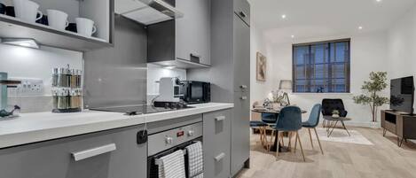 Microwave, oven, stovetop, dishwasher