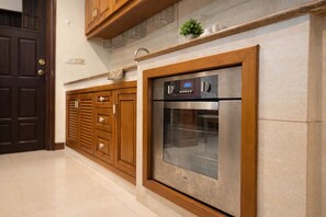 Private kitchen - Tropical Private Villa 2 (Pattaya City)